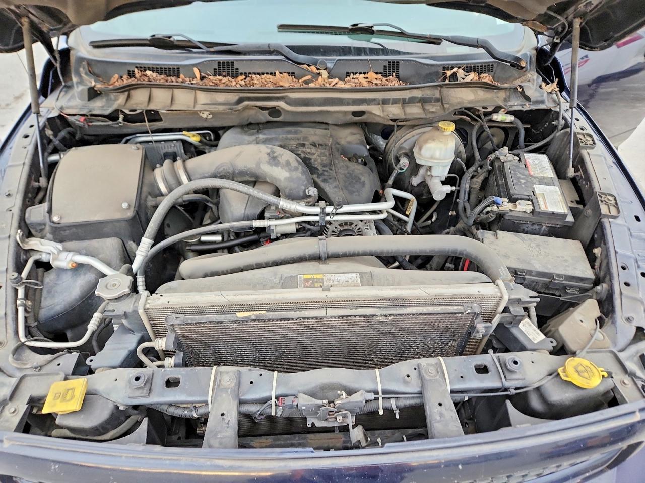 2013 RAM 1500 SPORT photo 34