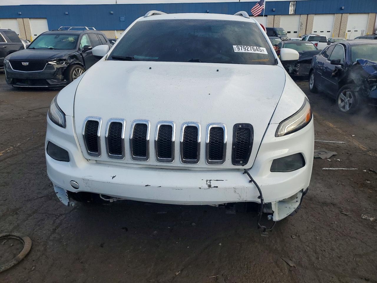 2016 JEEP CHEROKEE LATITUDE photo 13