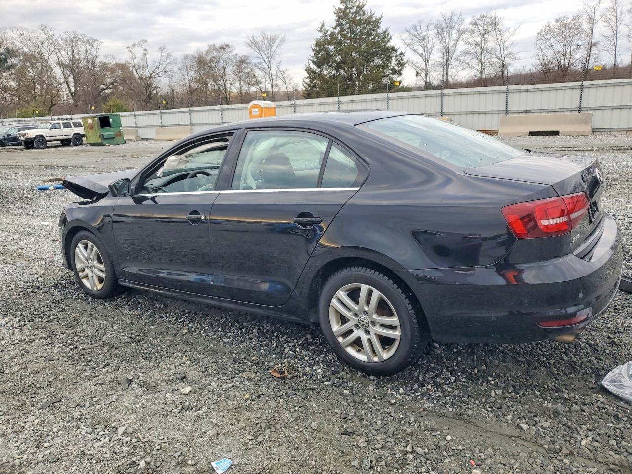 2017 VOLKSWAGEN JETTA S photo 3