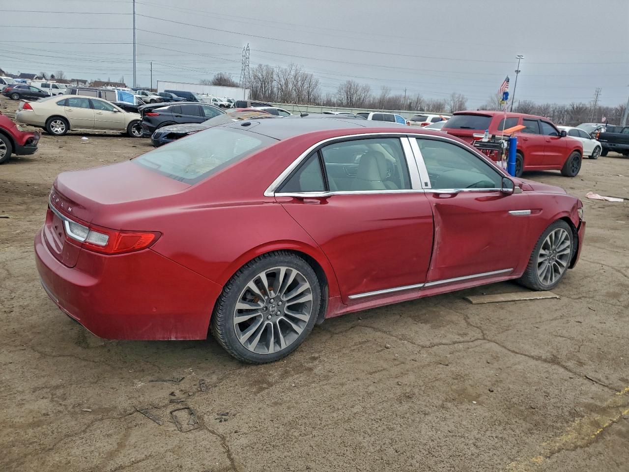 2017 LINCOLN CONTINENTAL RESERVE photo 3
