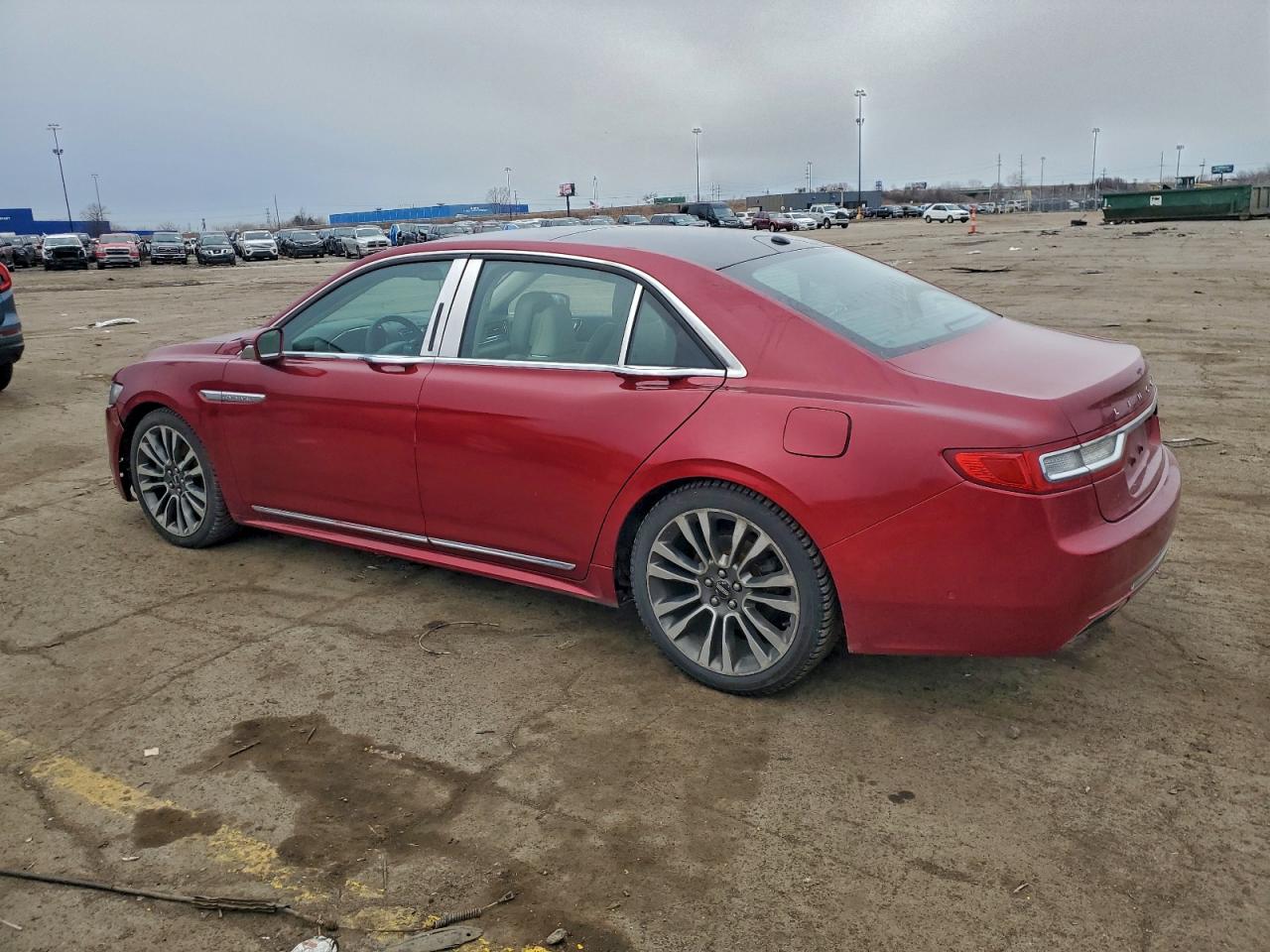 2017 LINCOLN CONTINENTAL RESERVE photo 2