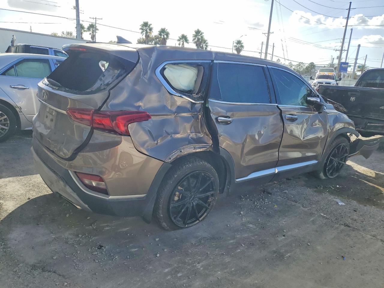 2019 HYUNDAI SANTA FE LIMITED photo 5