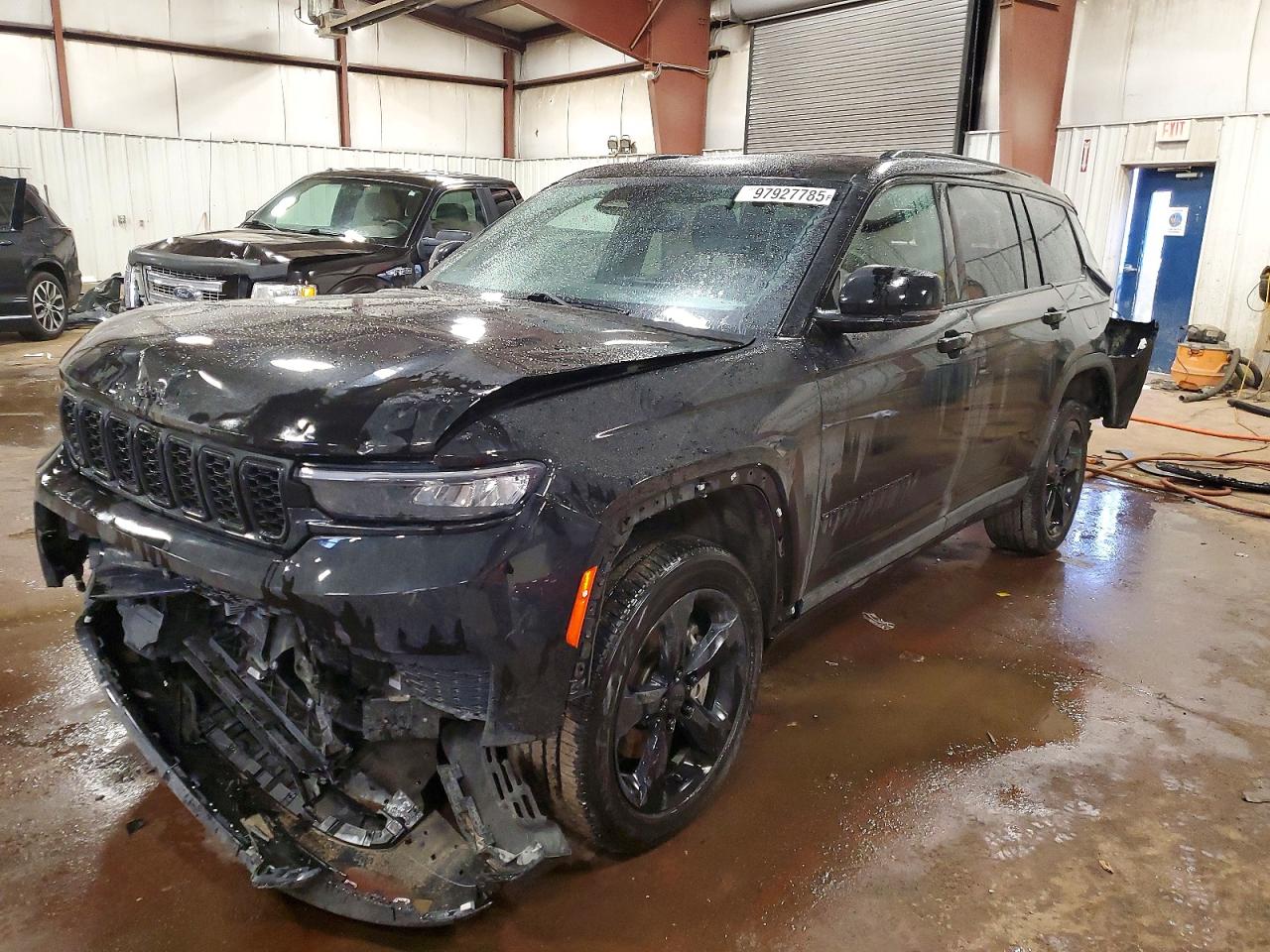 2024 JEEP GRAND CHEROKEE L LAREDO photo 2