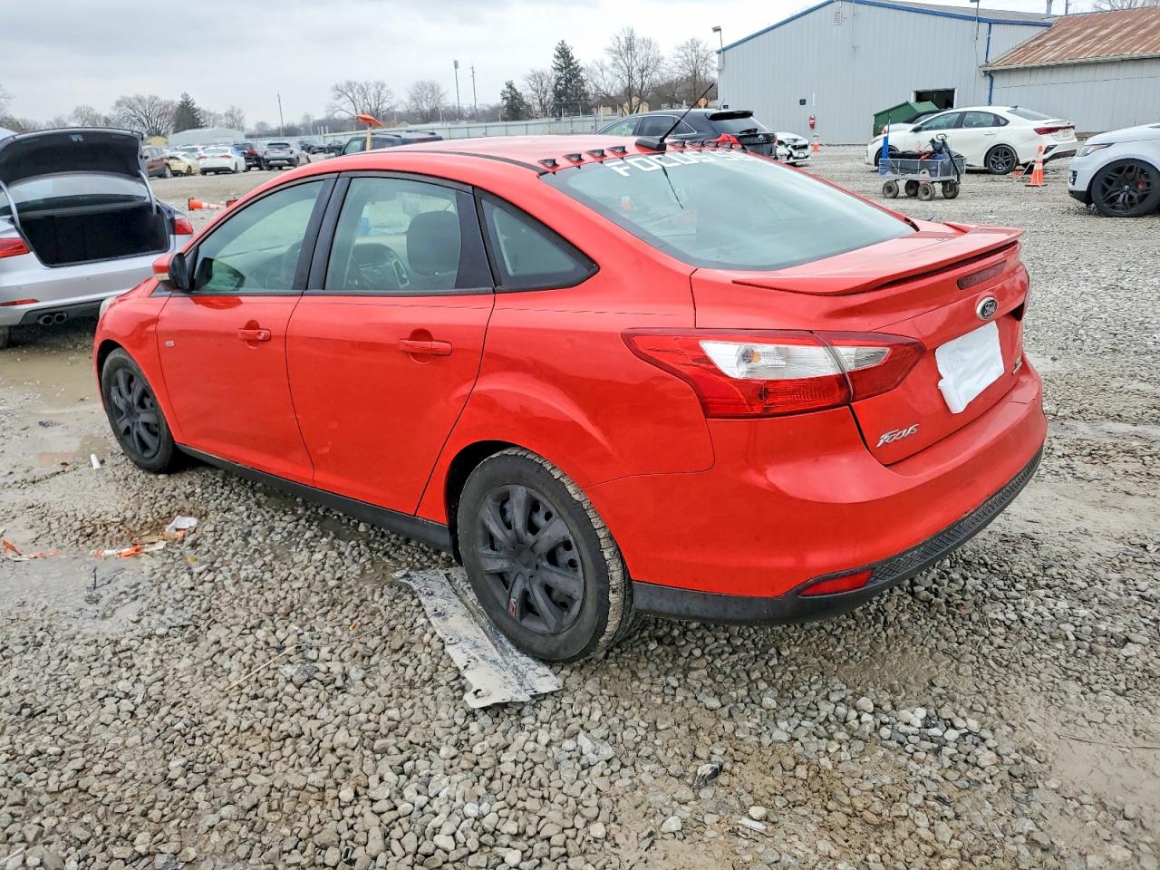 2013 FORD FOCUS SE photo 4