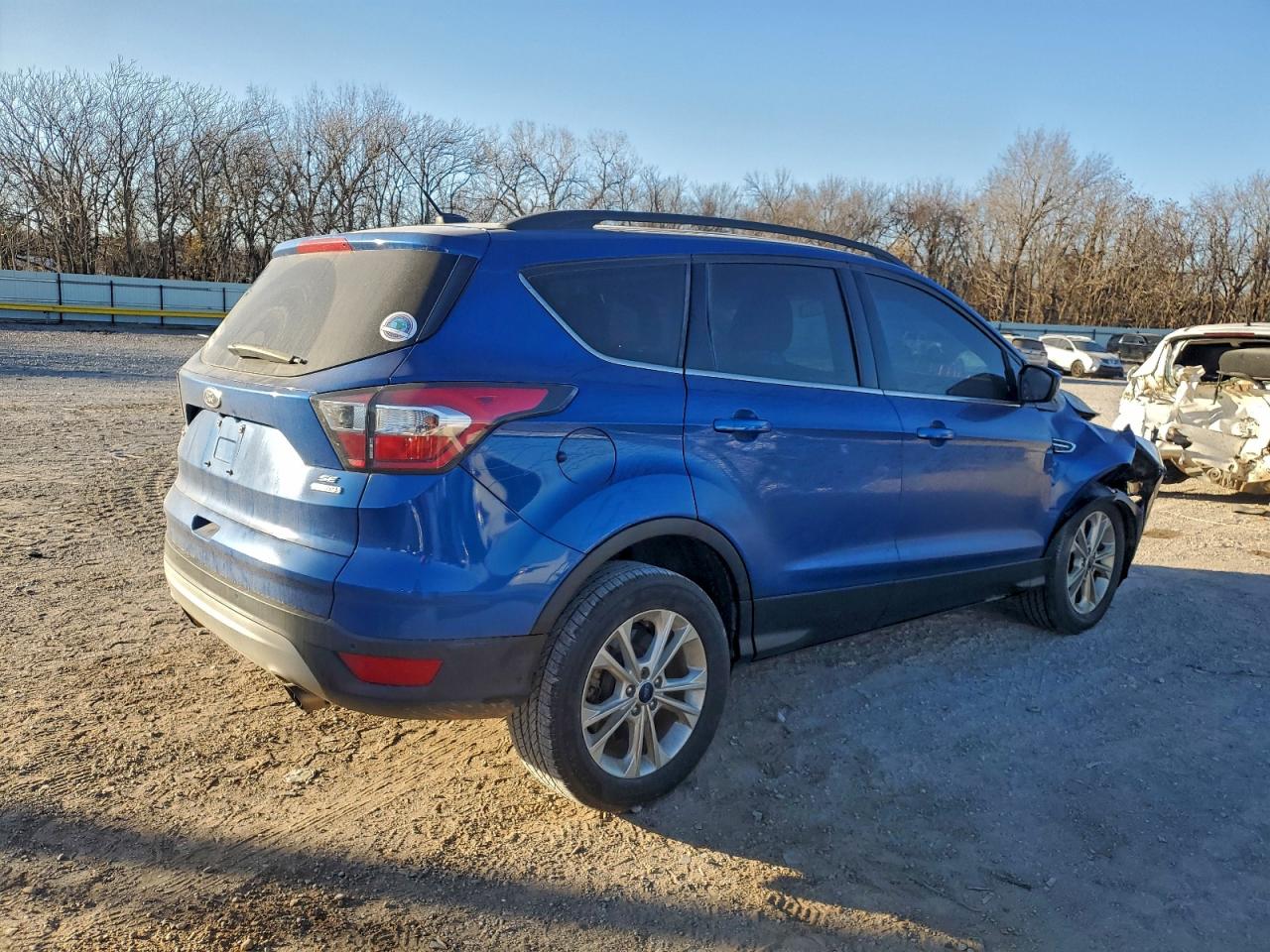 2017 FORD ESCAPE SE photo 5