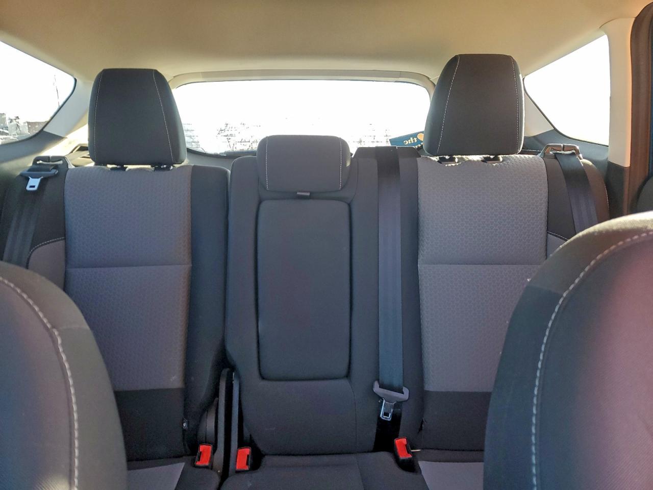 2017 FORD ESCAPE SE photo 19