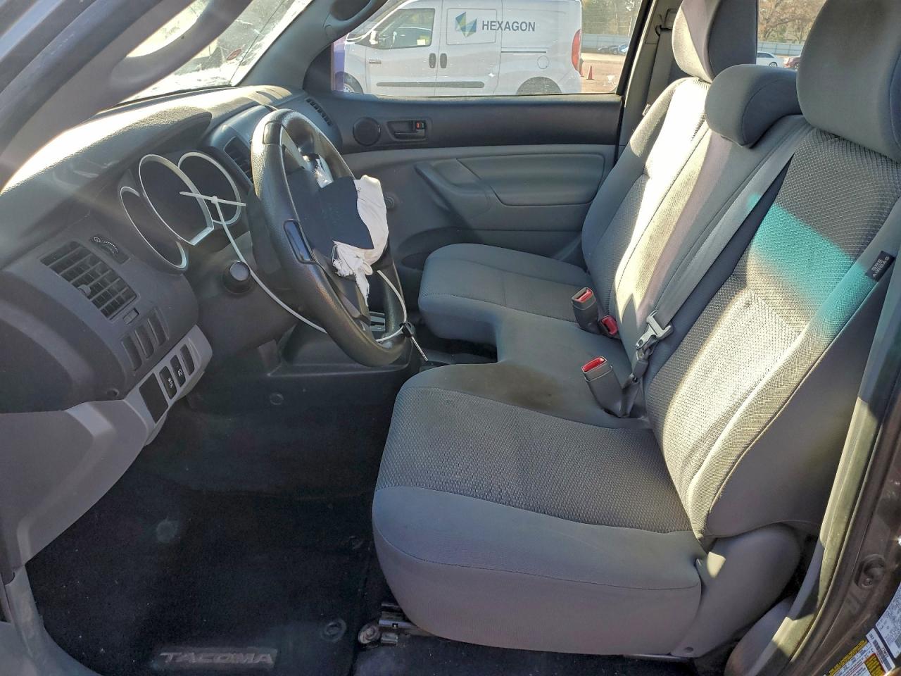 2012 TOYOTA TACOMA photo 7