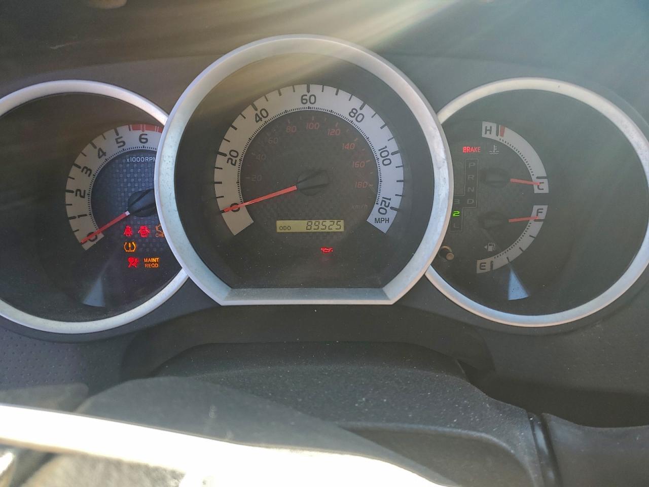 2012 TOYOTA TACOMA photo 9