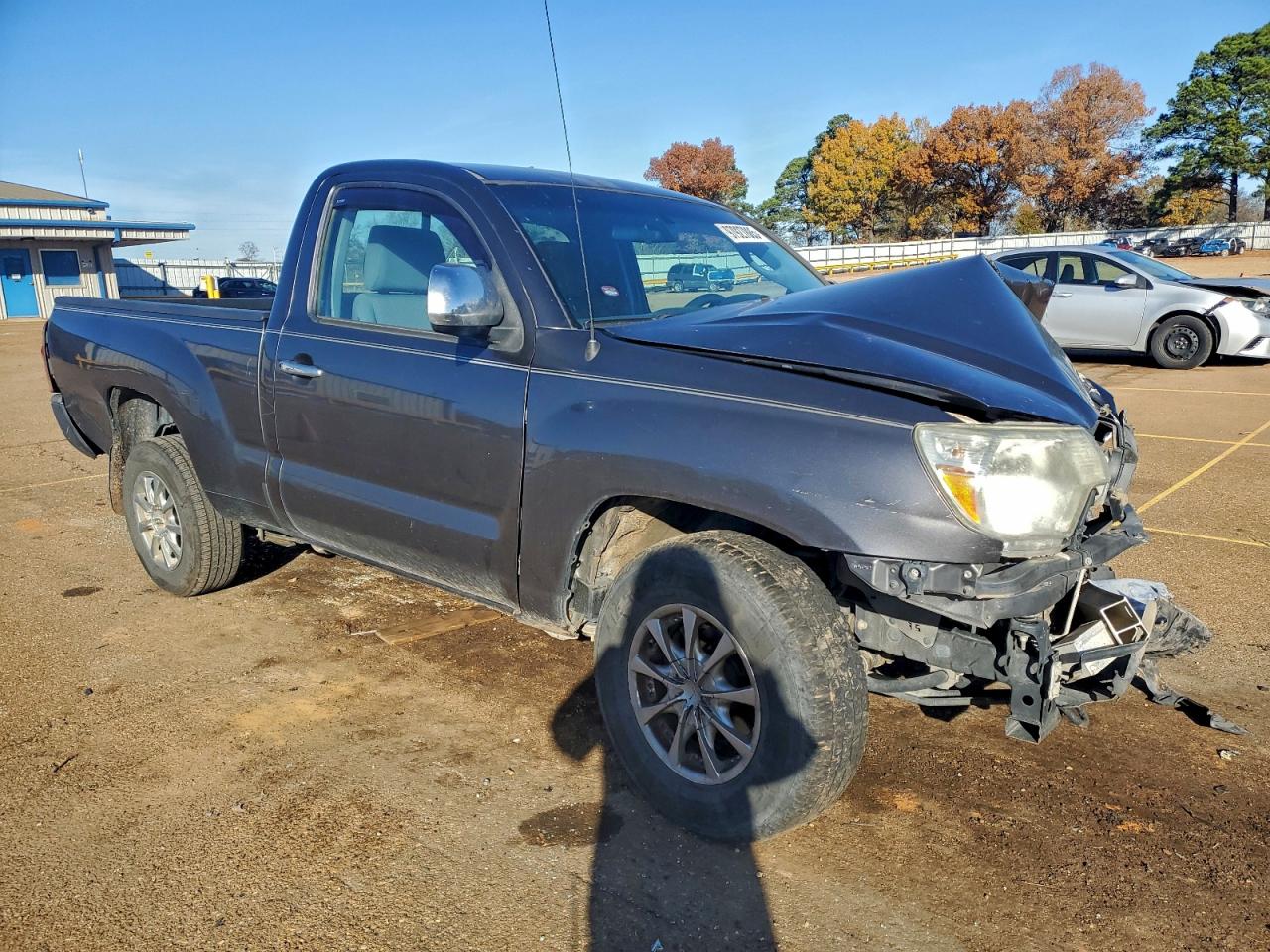 2012 TOYOTA TACOMA photo 4