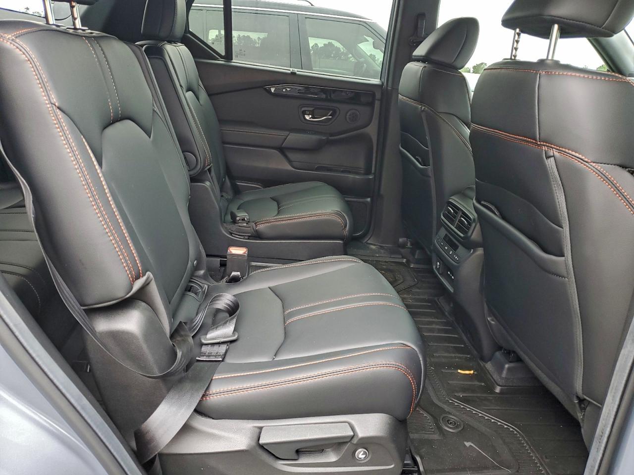 2025 HONDA PILOT TRAILSPORT photo 31