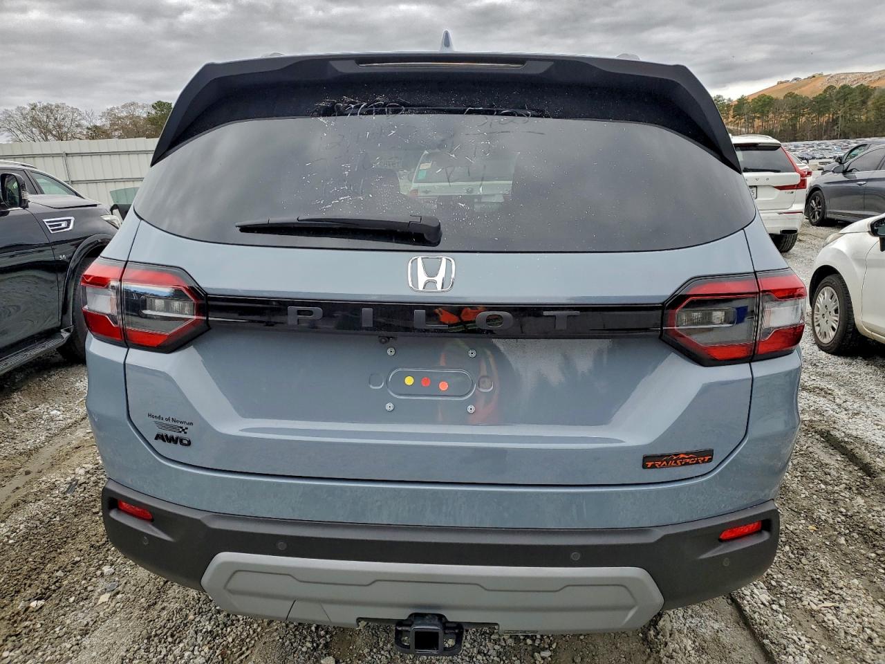 2025 HONDA PILOT TRAILSPORT photo 16