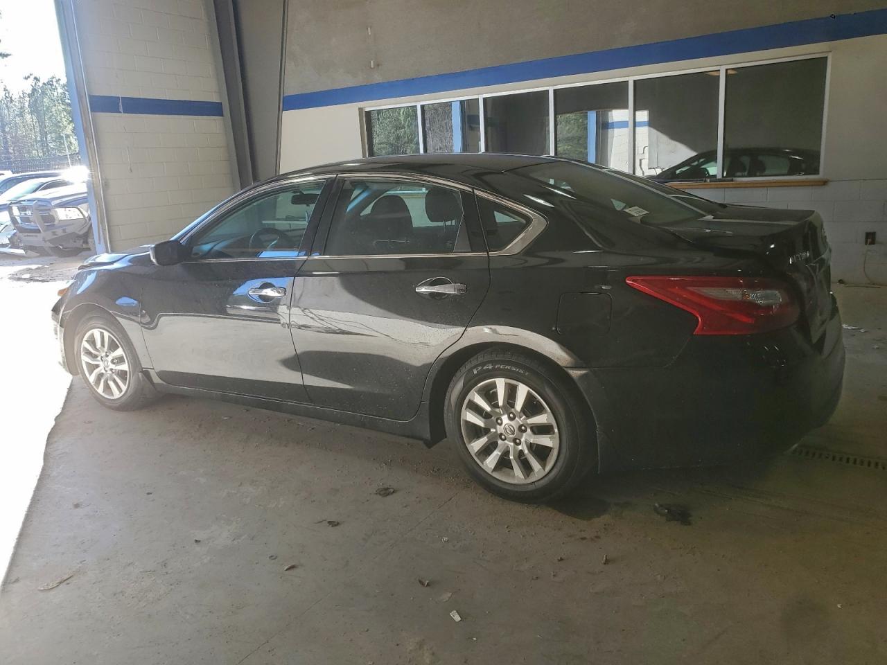 2018 NISSAN ALTIMA 2.5 photo 2