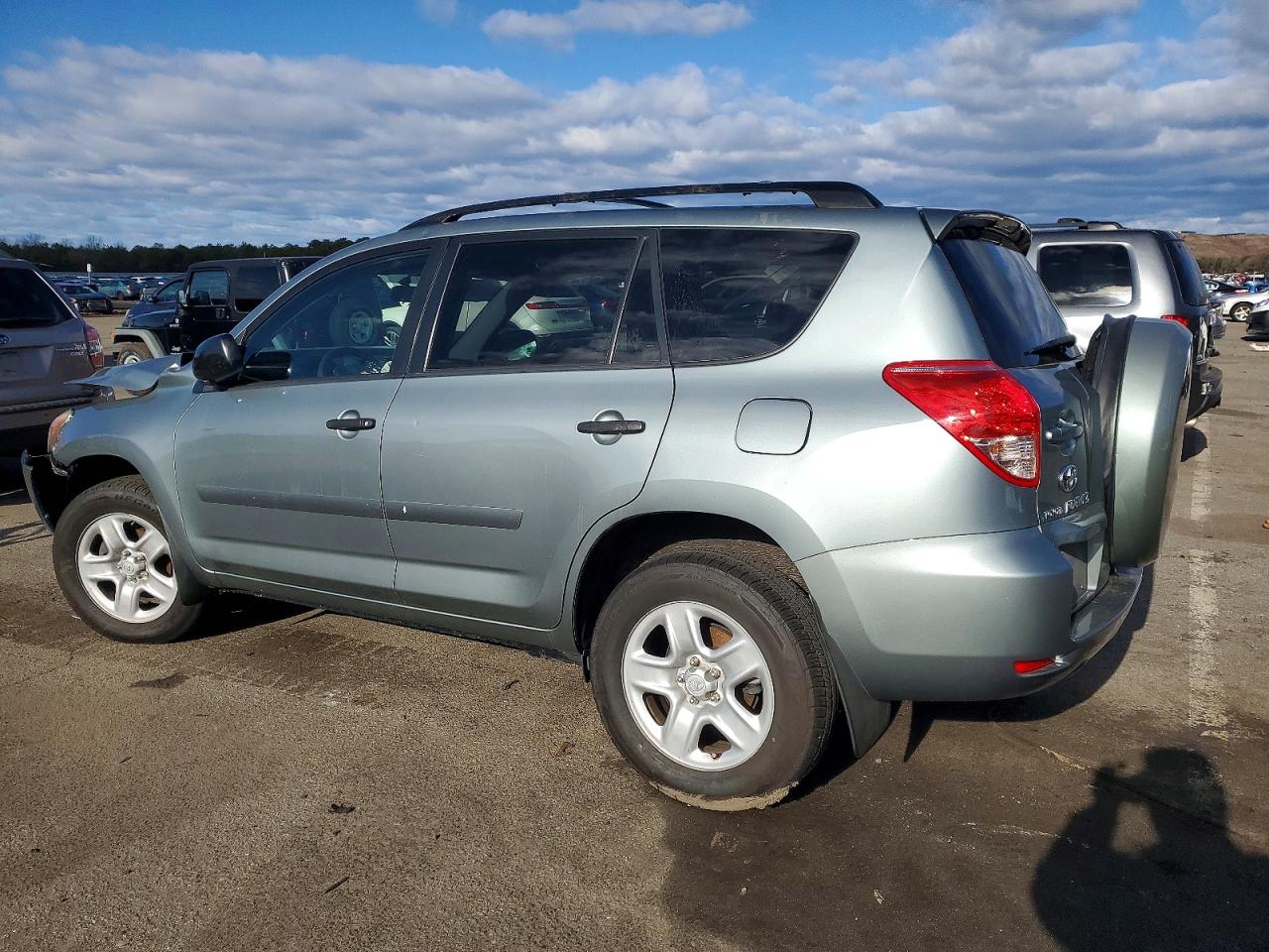 2008 TOYOTA RAV4 photo 2