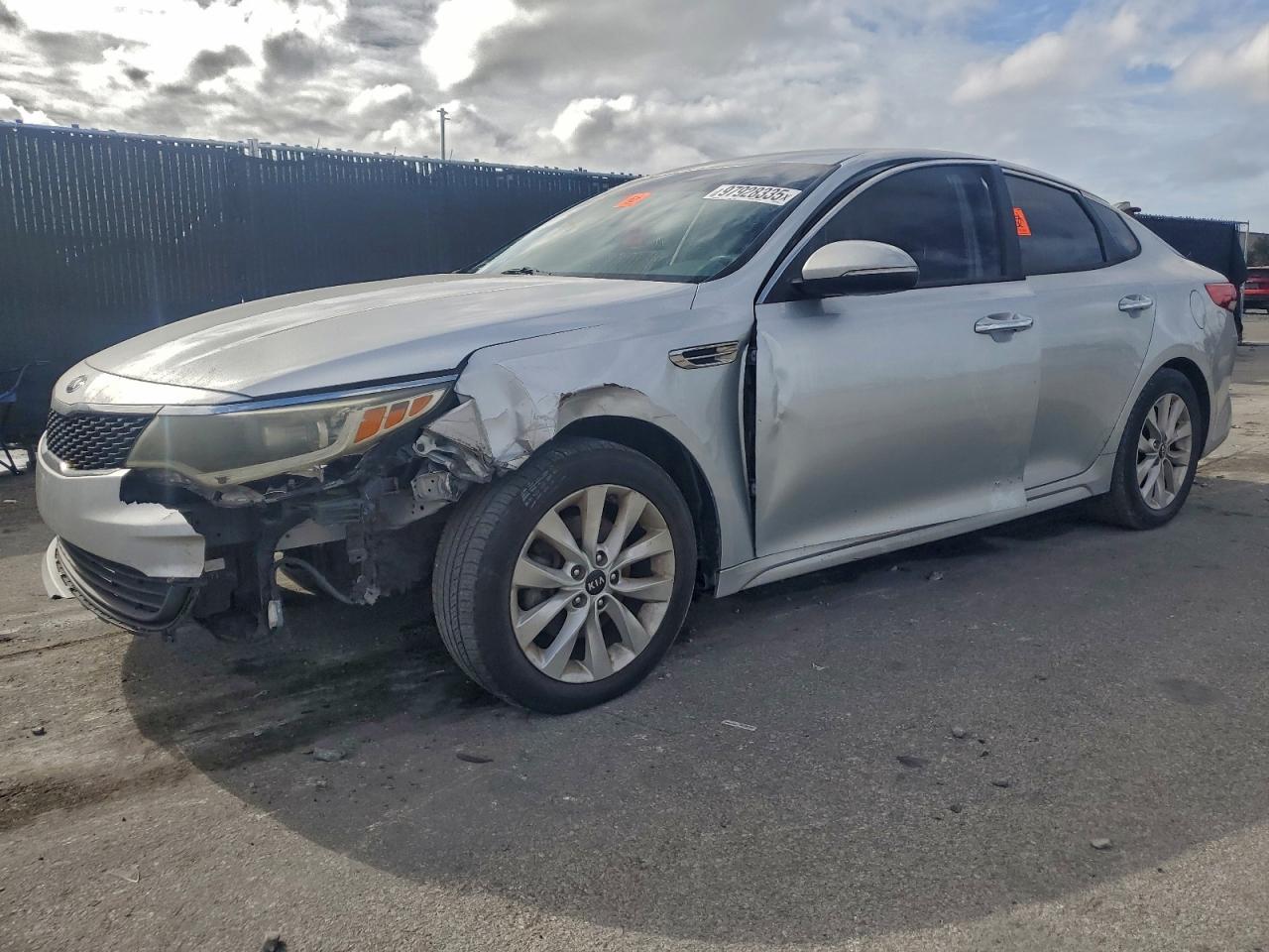 2016 KIA OPTIMA