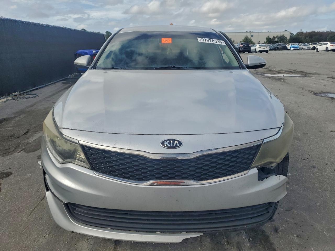 2016 KIA OPTIMA LX photo 5