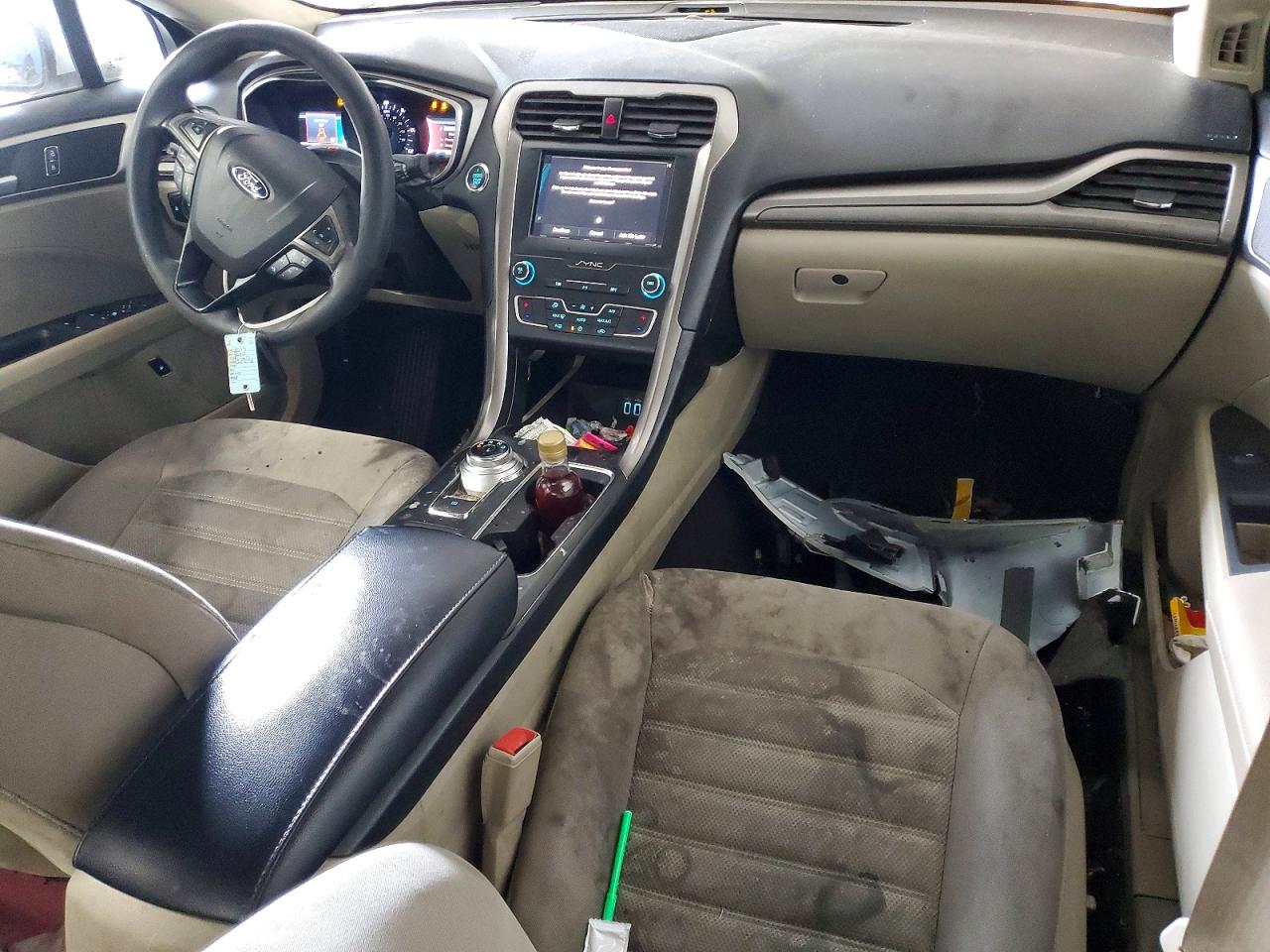 2019 FORD FUSION SE photo 15