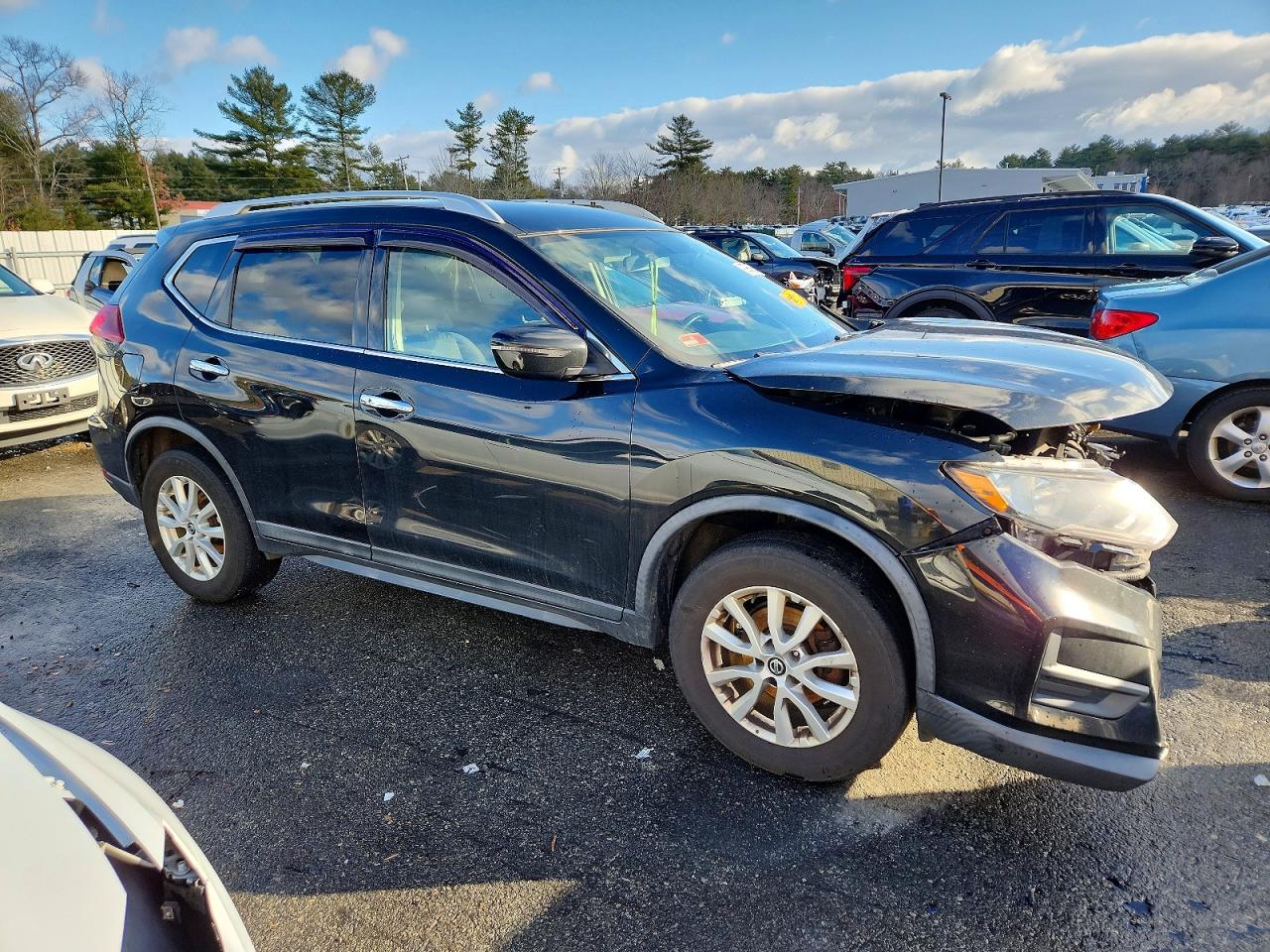 2018 NISSAN ROGUE S photo 13
