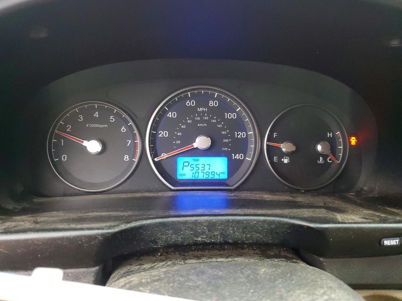 2011 HYUNDAI SANTA FE GLS photo 9