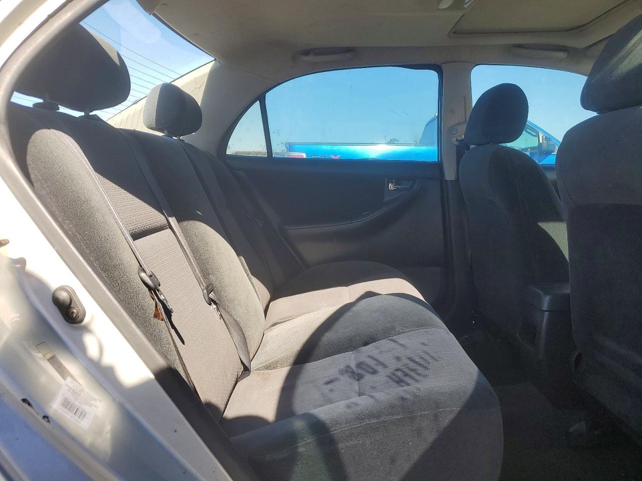 2004 TOYOTA COROLLA CE photo 10