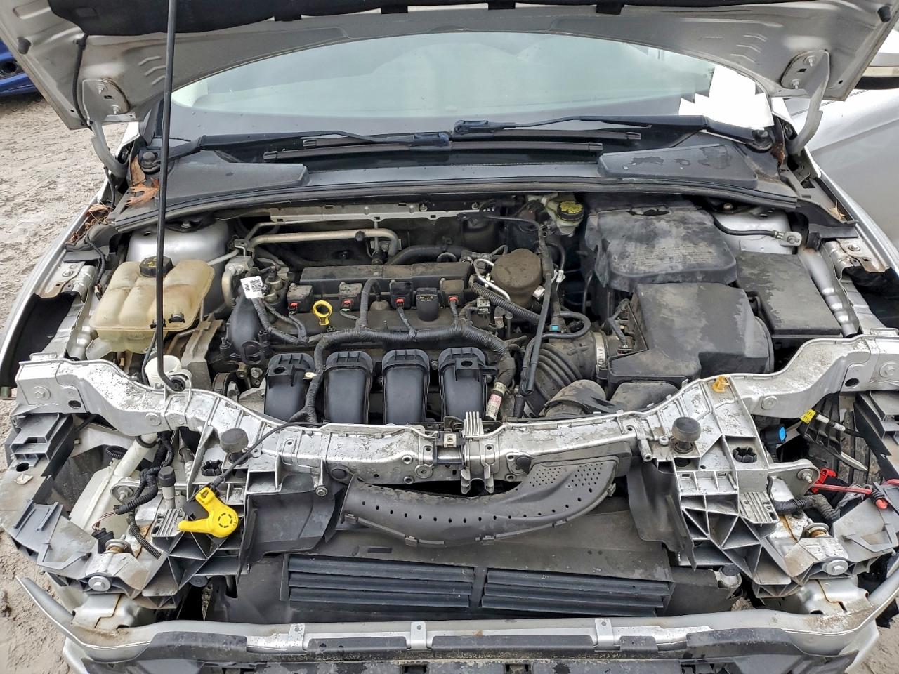 2015 FORD FOCUS SE photo 21