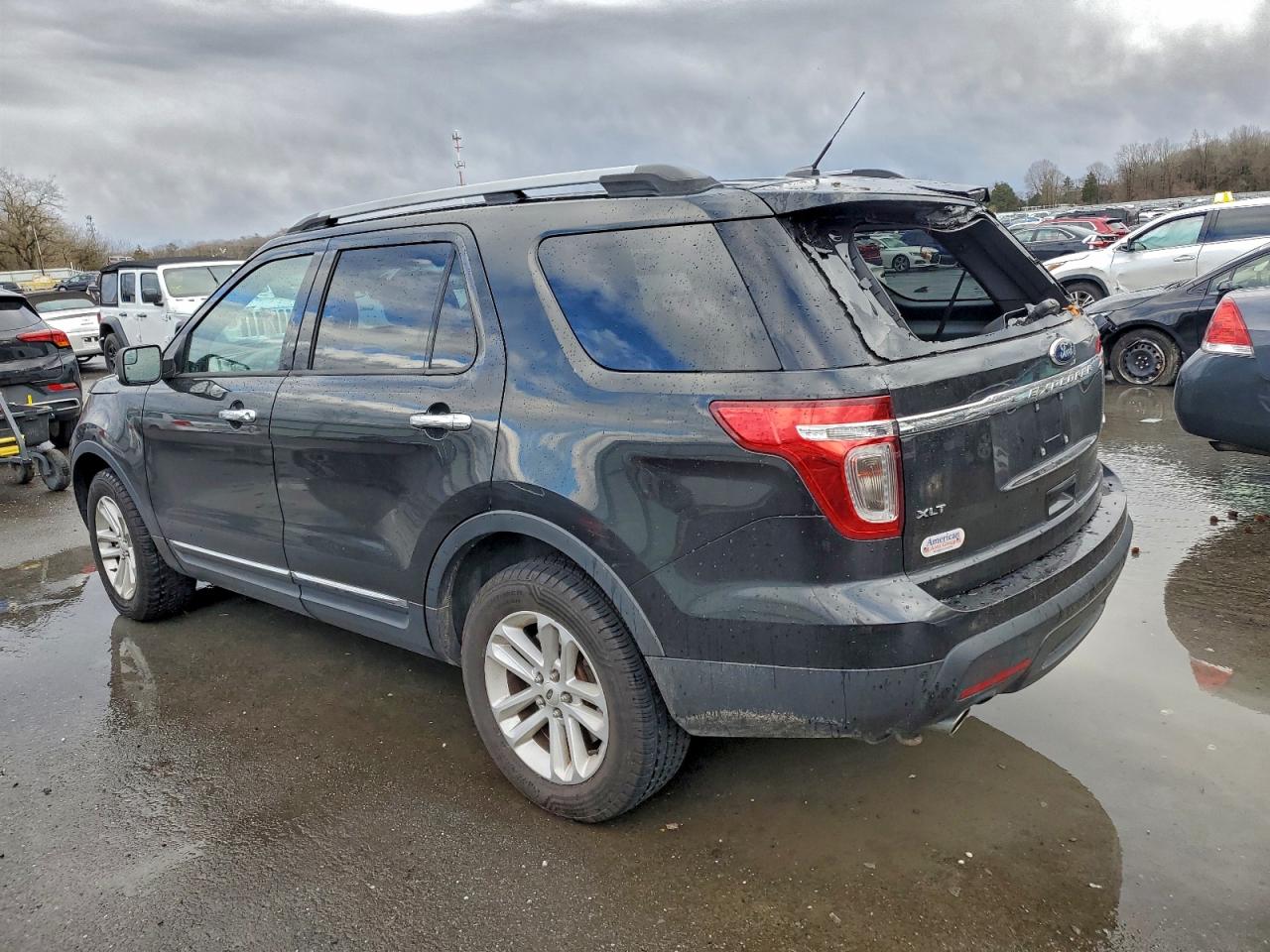 2014 FORD EXPLORER XLT photo 3