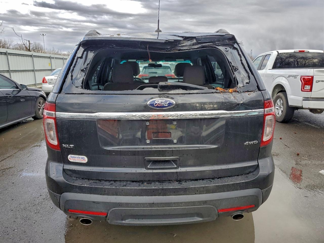 2014 FORD EXPLORER XLT photo 11