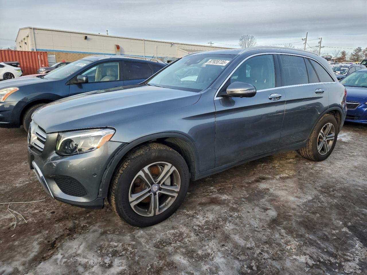 2017 MERCEDES-BENZ GLC