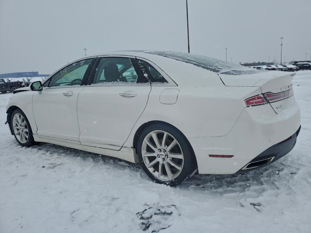 2016 LINCOLN MKZ HYBRID photo 3