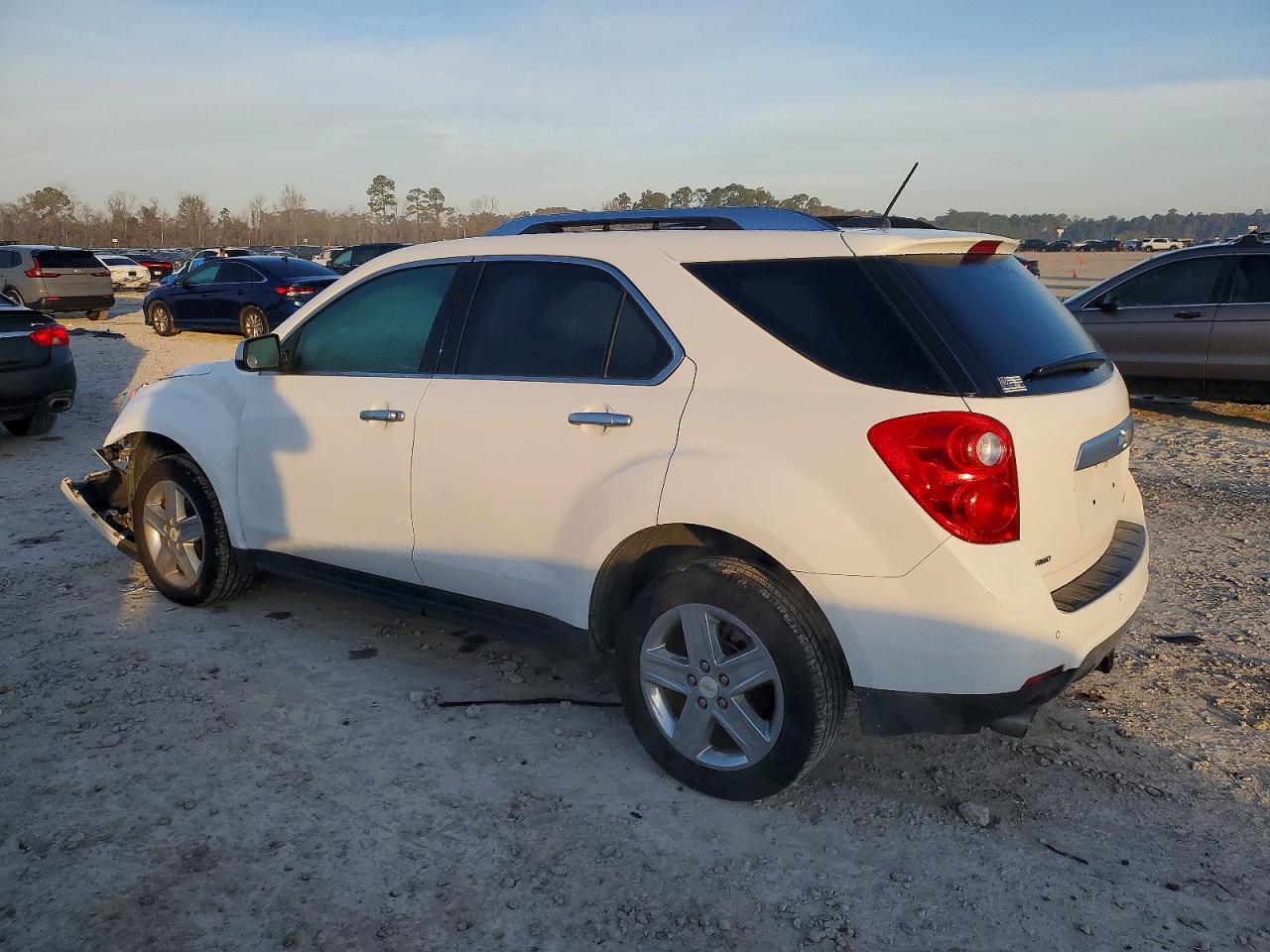 2015 CHEVROLET EQUINOX LTZ photo 3
