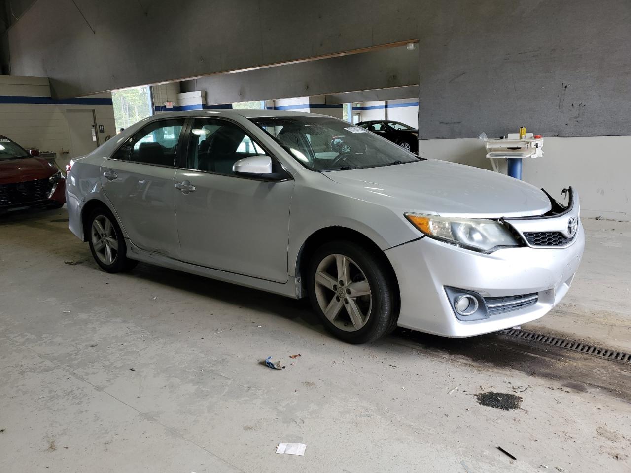 2013 TOYOTA CAMRY L photo 9