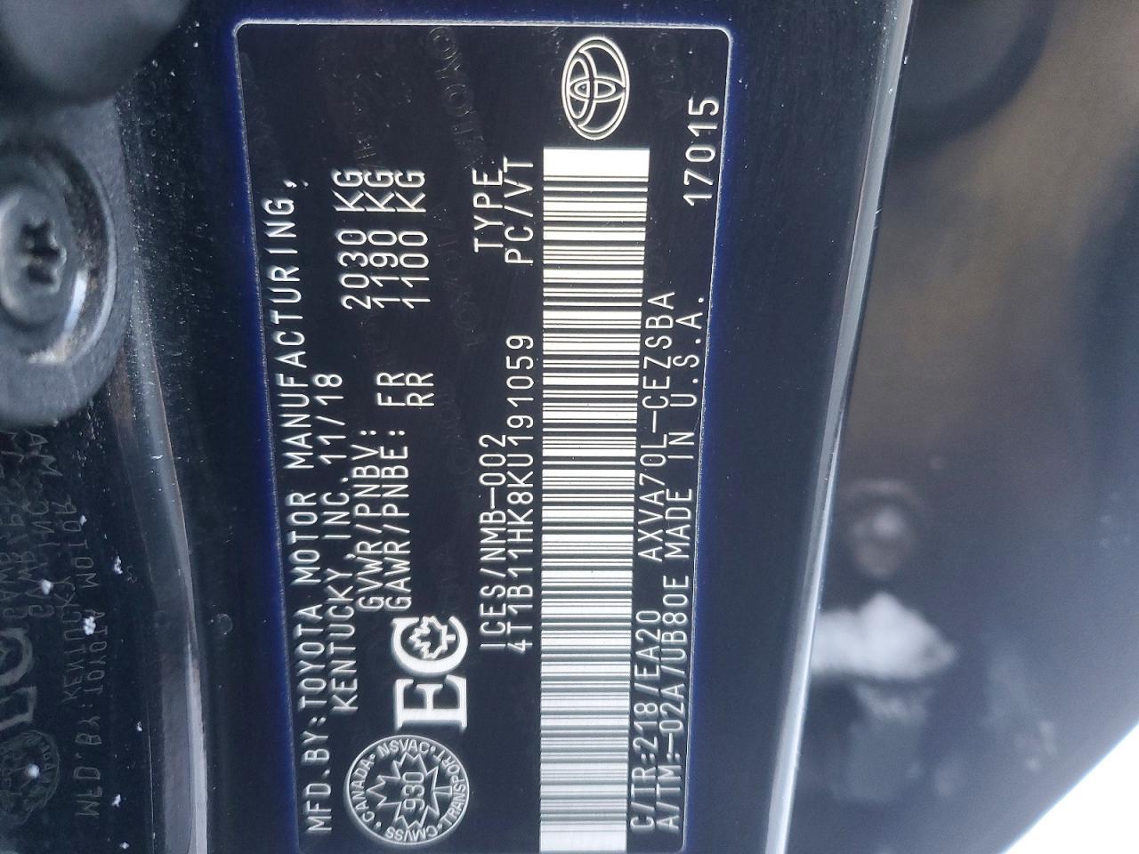 2019 TOYOTA CAMRY L photo 25