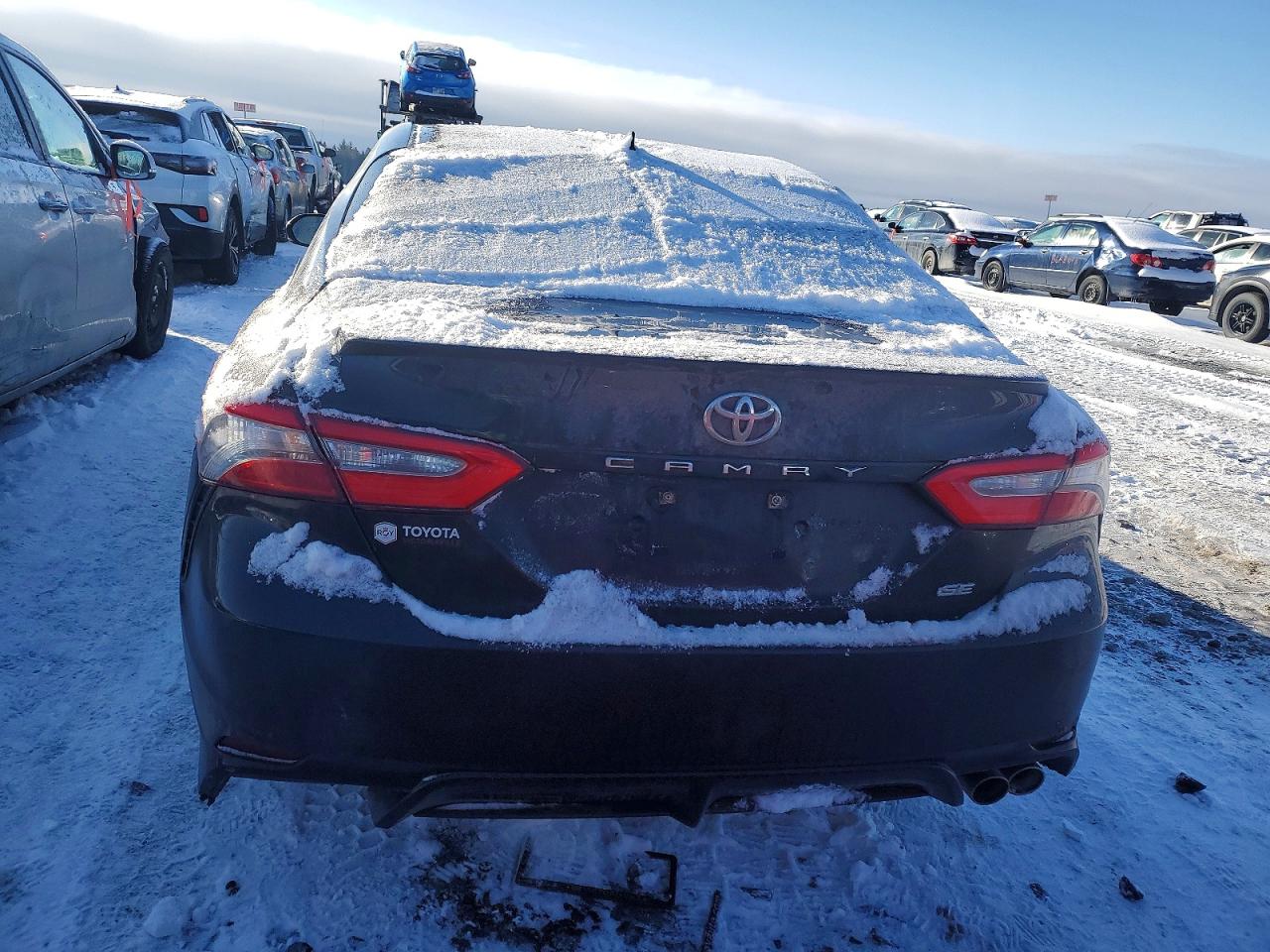 2019 TOYOTA CAMRY L photo 11