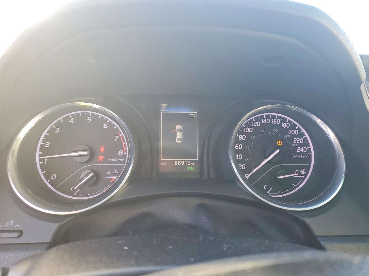 2019 TOYOTA CAMRY L photo 17