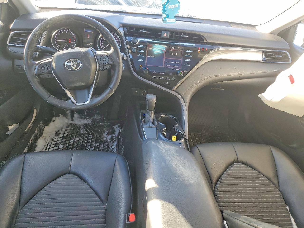 2019 TOYOTA CAMRY L photo 15
