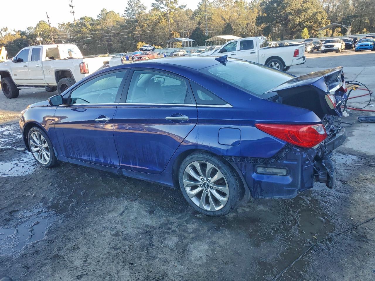 2013 HYUNDAI SONATA SE photo 2
