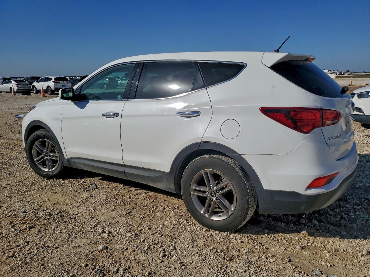 2018 HYUNDAI SANTA FE SPORT photo 3