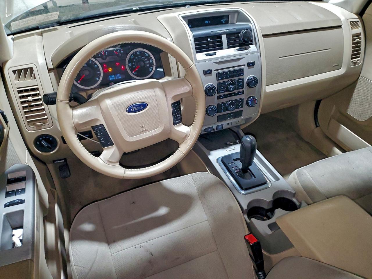 2012 FORD ESCAPE XLT photo 15