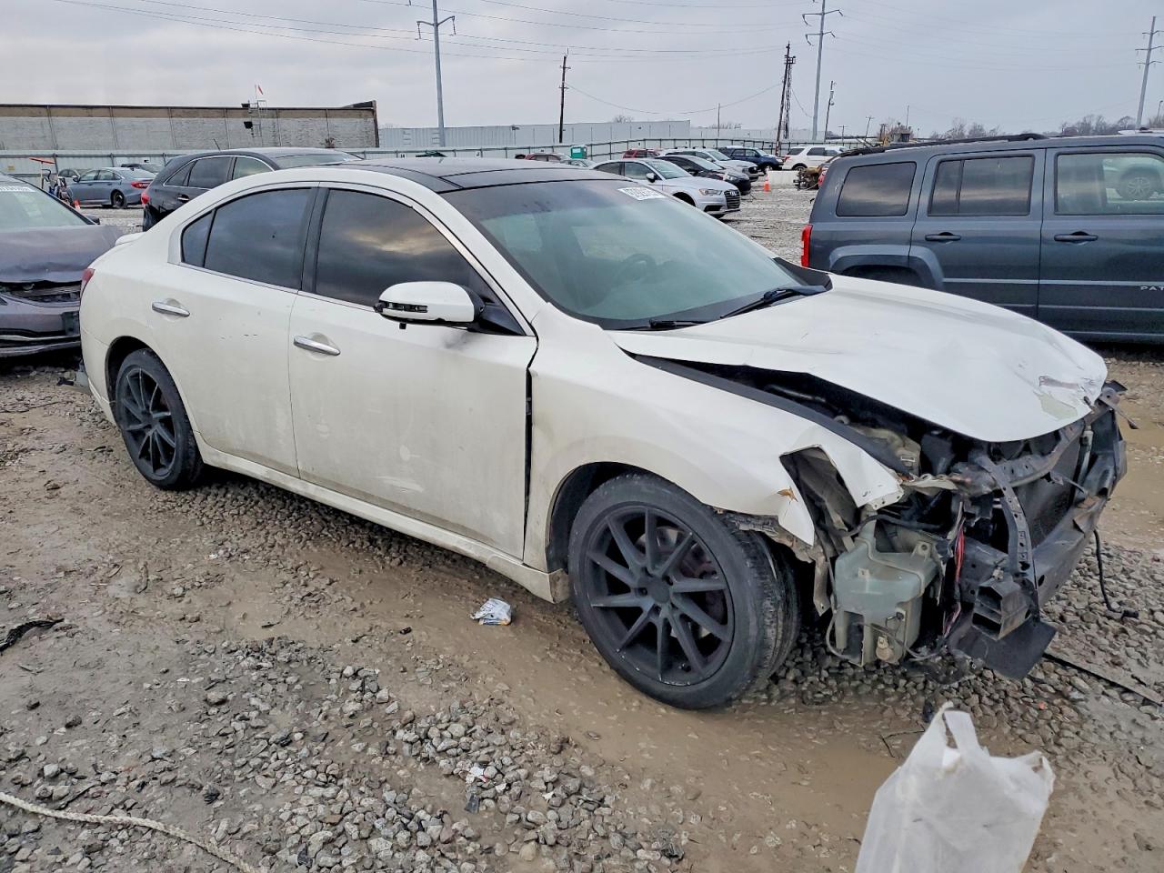 2010 NISSAN MAXIMA S photo 4