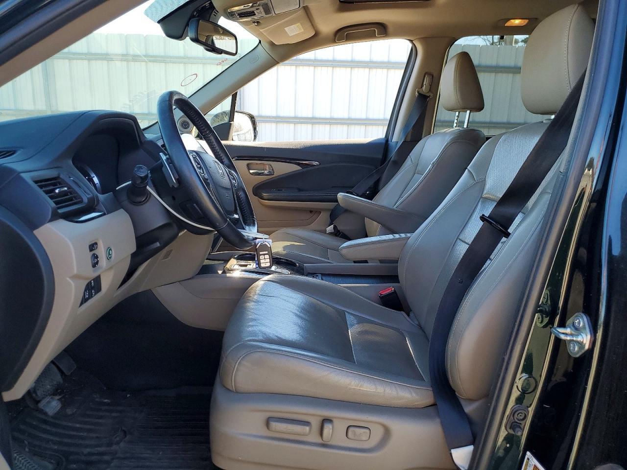 2016 HONDA PILOT ELITE photo 19