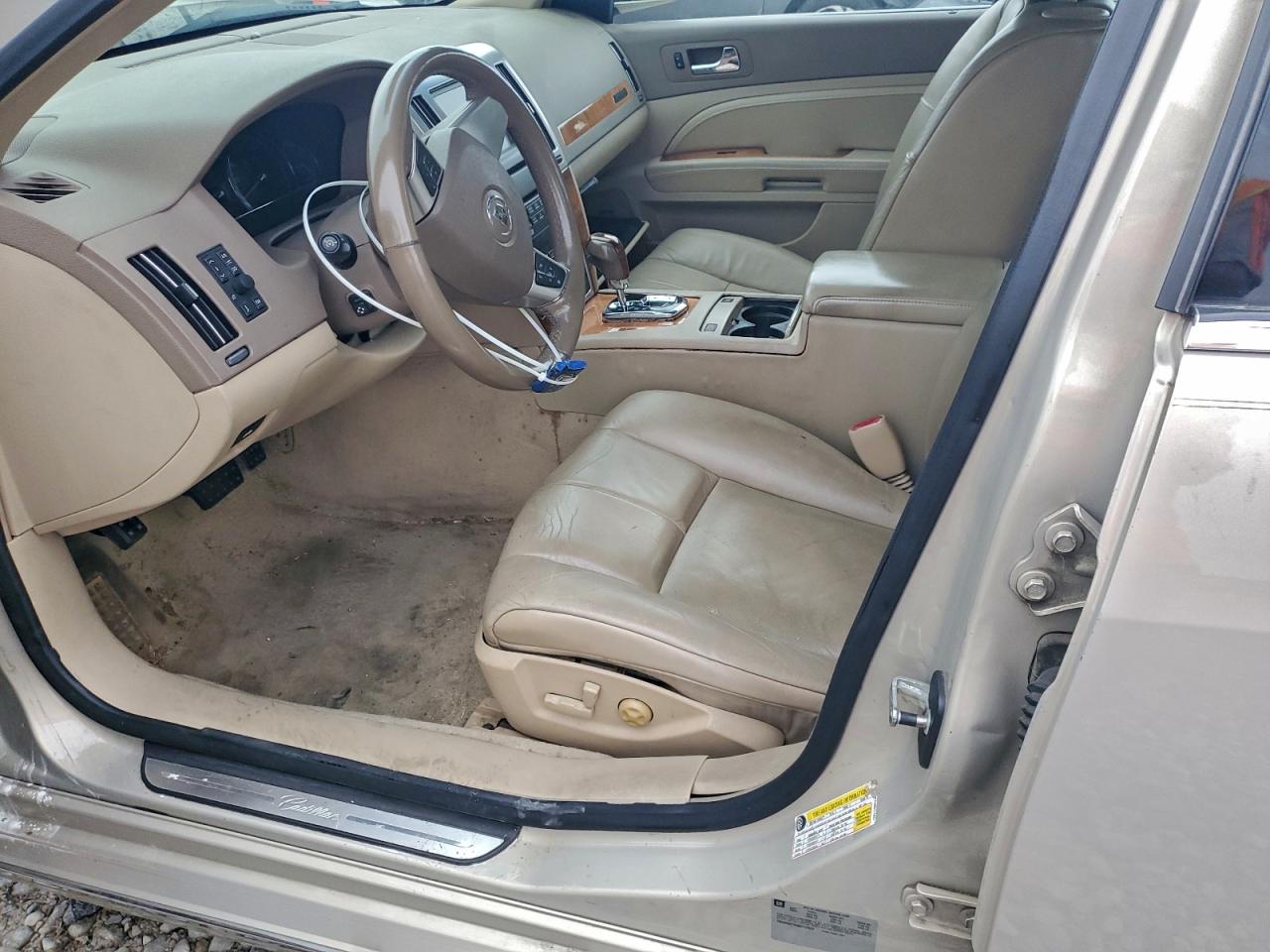 2008 CADILLAC STS photo 7