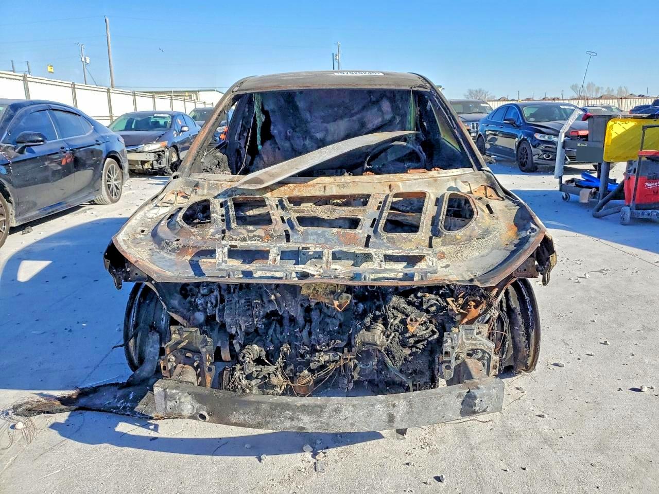 2020 HYUNDAI KONA SE photo 5
