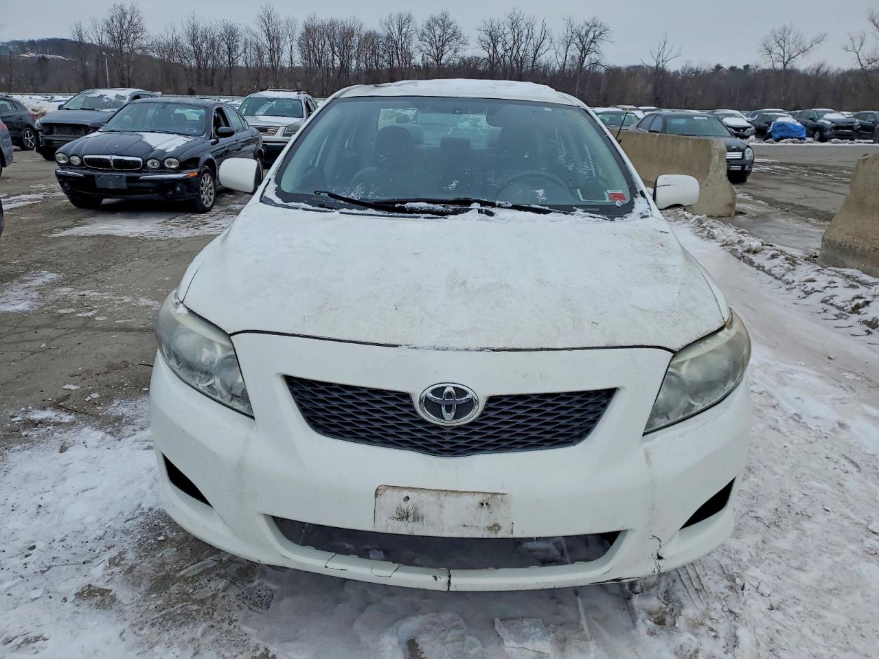 2010 TOYOTA COROLLA photo 17