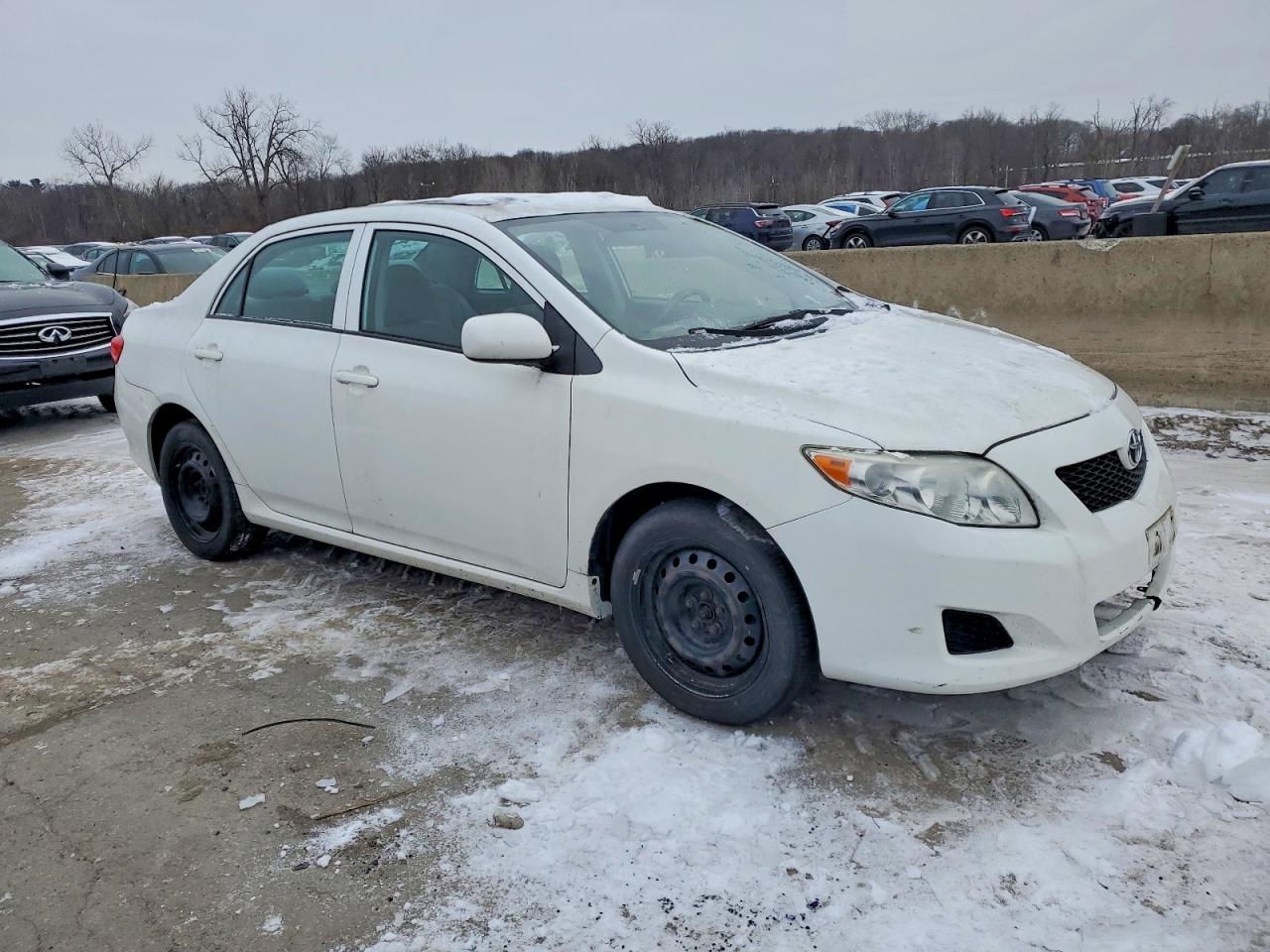 2010 TOYOTA COROLLA photo 13