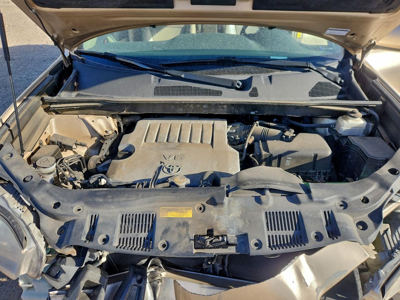 2010 TOYOTA HIGHLANDER SE photo 45