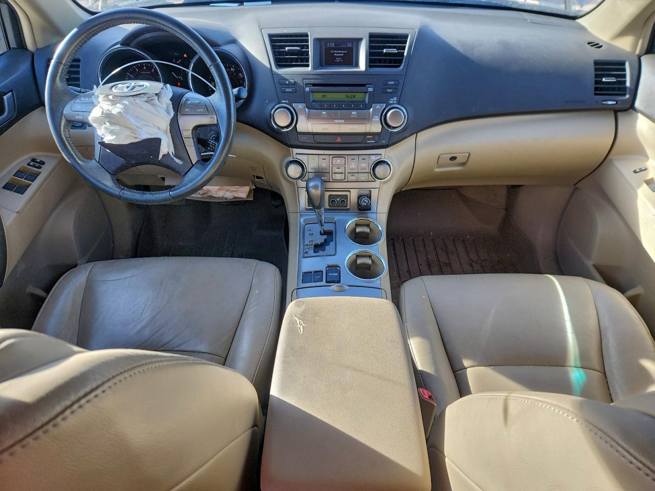 2010 TOYOTA HIGHLANDER SE photo 29