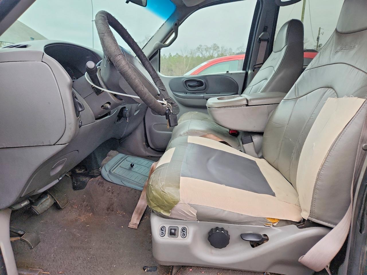 2001 FORD F150 SUPERCREW photo 19