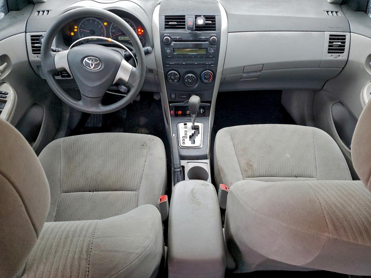 2010 TOYOTA COROLLA BASE photo 15