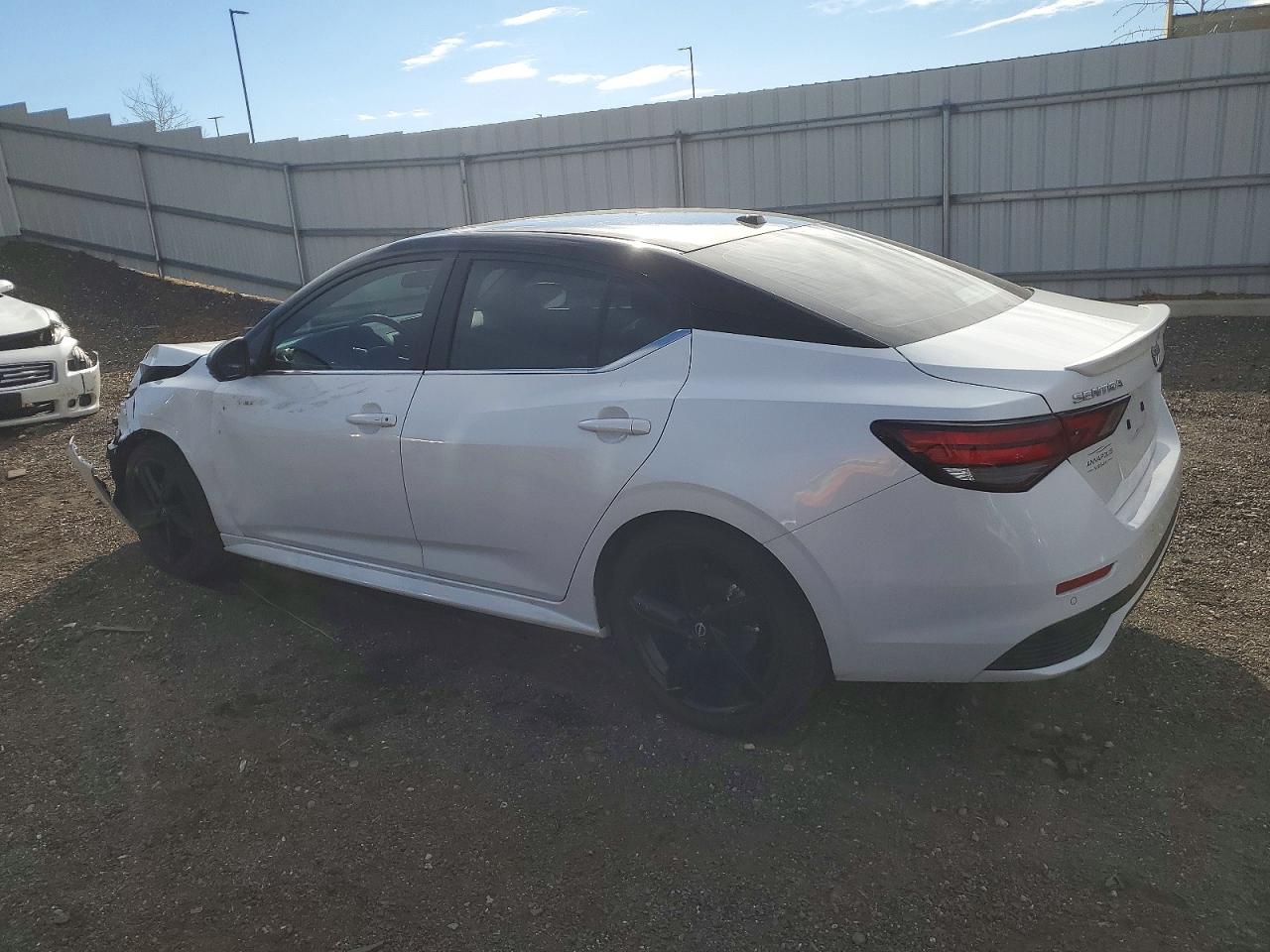 2025 NISSAN SENTRA SR photo 3