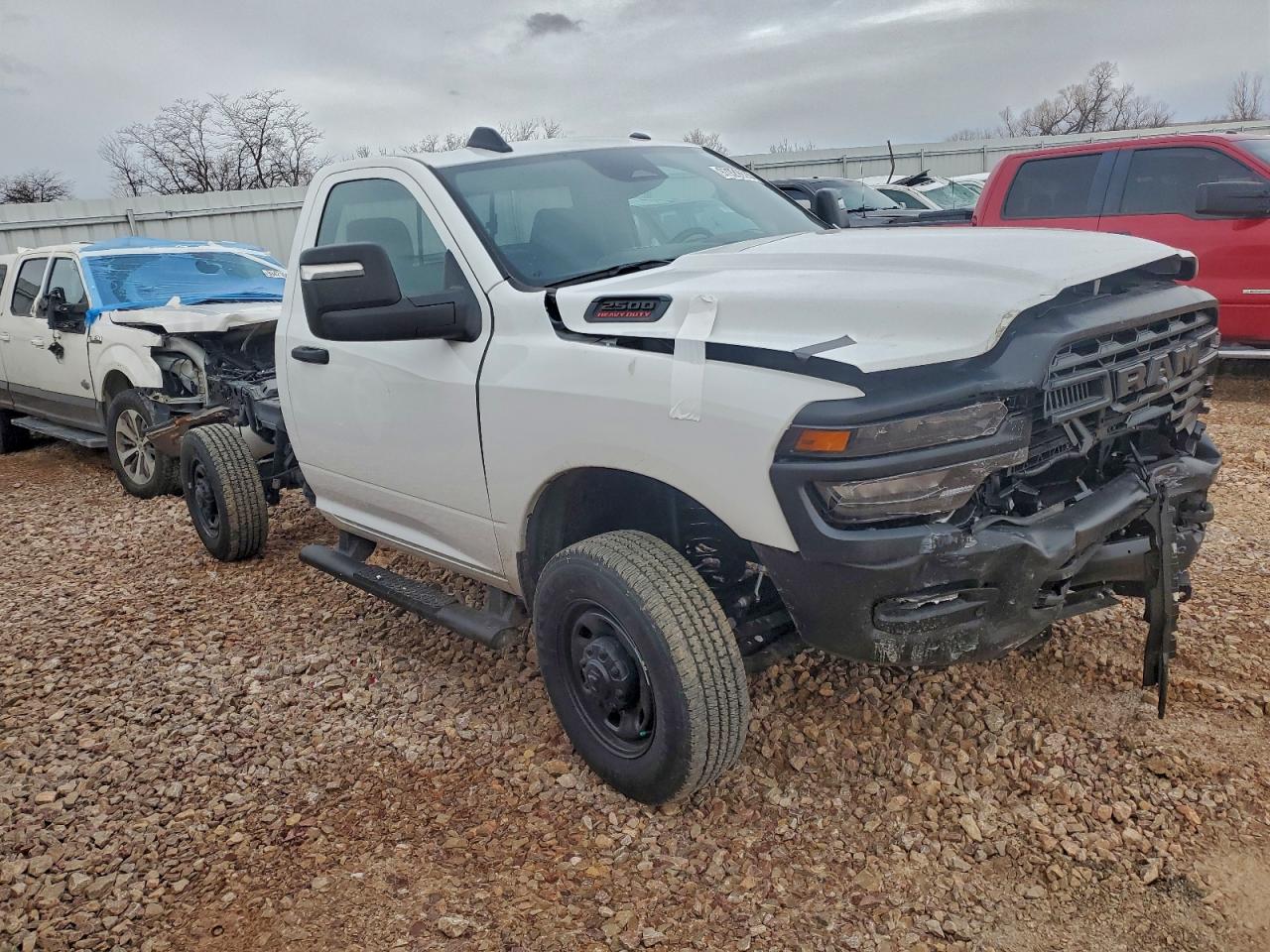 2025 RAM 2500 TRADESMAN photo 7