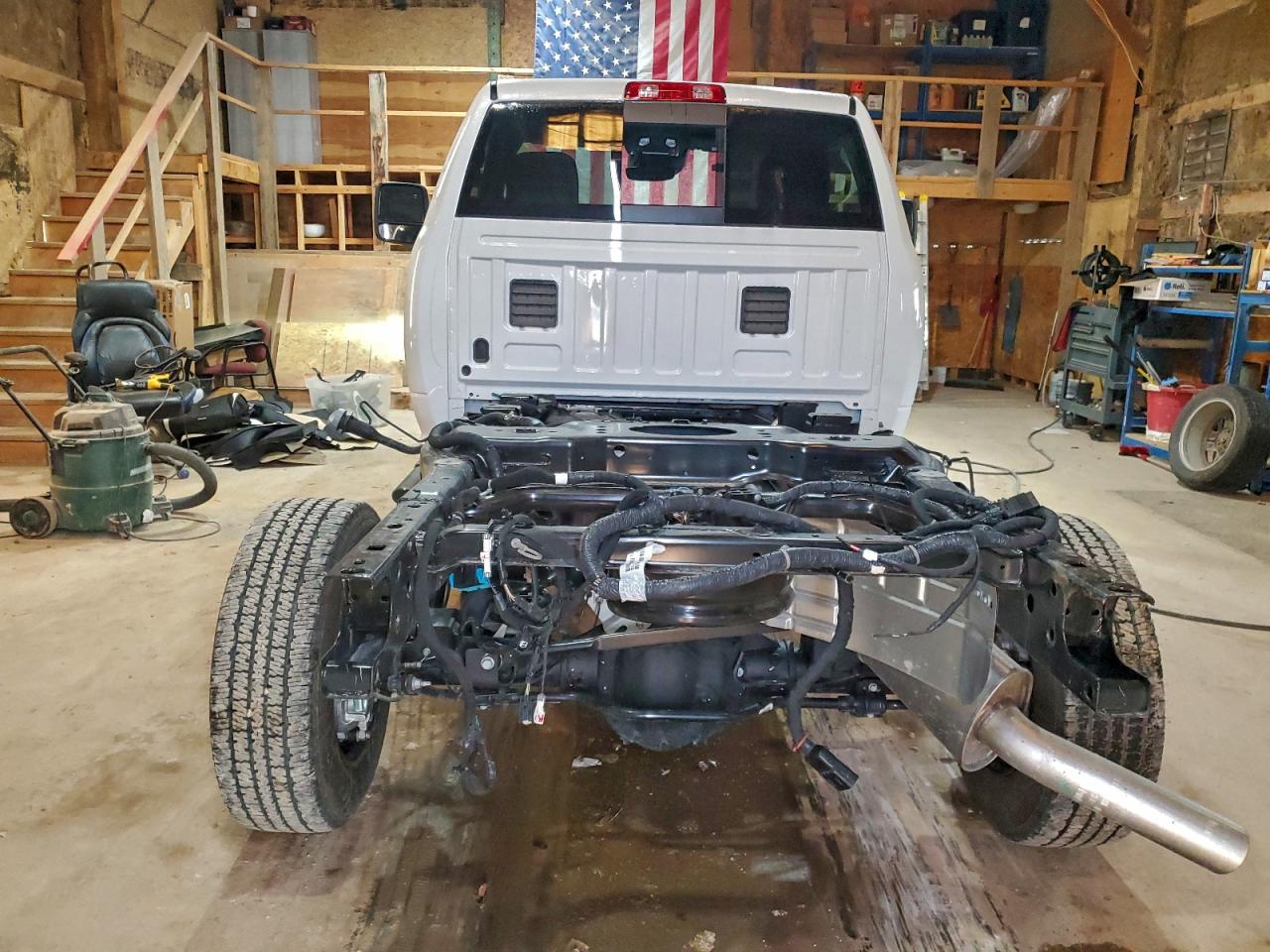 2025 RAM 2500 TRADESMAN photo 11